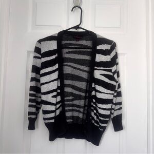 Takeout Zebra Pattern Black and White Cardigan